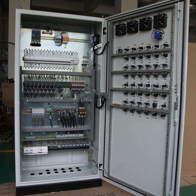 FS免拆外模板設備生產線與配電柜 現代建筑工業化的關鍵組合